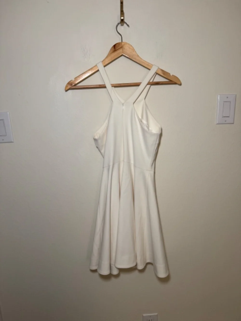Elizabeth and James White Fit Flare Cocktail Party Mini Dress Size 4